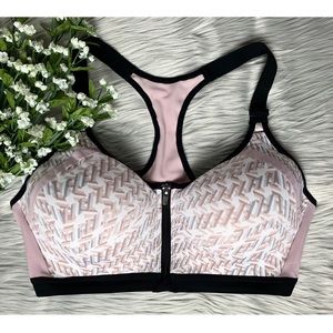 Victoria’s Secret Sports Bra Size 36DD